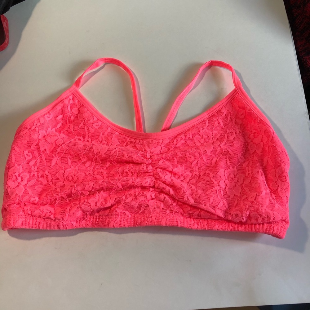 GUC bralette in hot pink size talle 38
